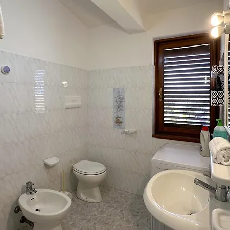 La Casa Di Anna - Trilocale 6 Posti Letto Apartament